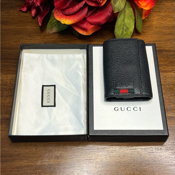 Authentic Gucci Leather Key Holder - EUC - Picture 11 of 11